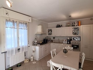 Quadrilocale in Vendita a San Giuliano Terme, zona Molina di Quosa, 205'000&euro;, 82 m²