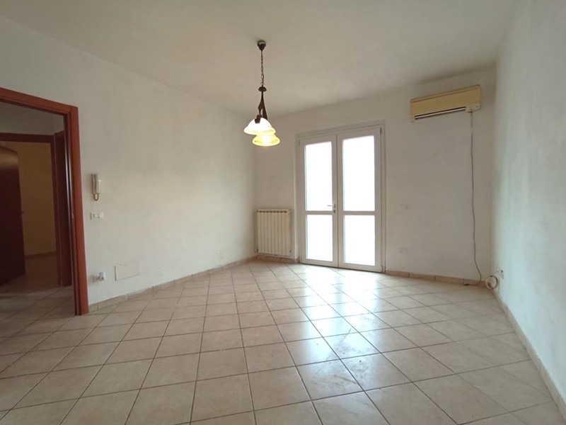 Trilocale in Vendita a Cascina, zona San Lorenzo Alle Corti, 138'000&euro;, 55 m²