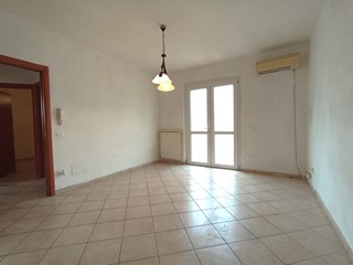 Trilocale in Vendita a Cascina, zona San Lorenzo Alle Corti, 138'000&euro;, 55 m²