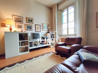 Casa Indipendente in Vendita a San Giuliano Terme, zona Ghezzano, 650'000&euro;, 400 m², con Box