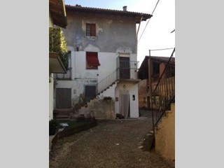 Quadrilocale in Vendita a Boffalora sopra Ticino, 18'000&euro;, 77 m²