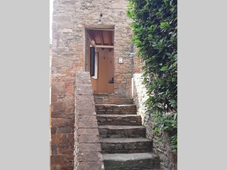 Casa di corte in Affitto a Vicopisano, 900&euro;, 75 m², arredato