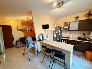 Quadrilocale in Vendita a Alessandria, 98'000&euro;, 81 m²