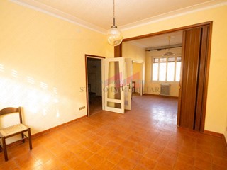 Casa Semi Indipendente in Vendita a Ostiglia, 70'000&euro;, 143 m²