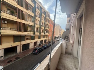 Quadrilocale in Vendita a Cagliari, 292'000&euro;, 140 m²