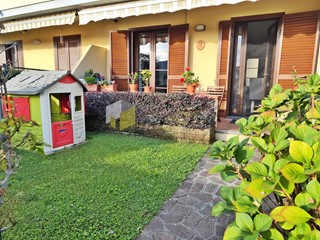 Villetta a schiera in Vendita a Vecchiano, 290'000&euro;, 100 m²