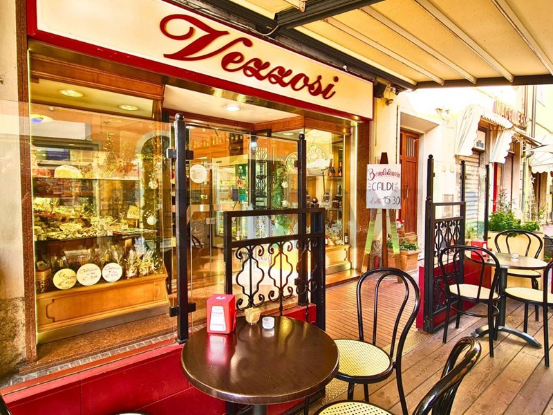 Attività commerciale in Vendita a Montelupo Fiorentino, 390'000&euro;, 350 m²