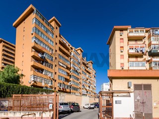 Quadrilocale in Vendita a Palermo, 155'000&euro;, 123 m²