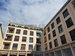 Appartamento in Vendita a Pavia, 580'000&euro;, 155 m²