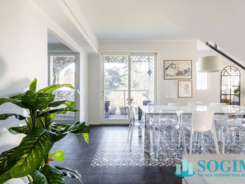 Attico in Vendita a Monza, 935'000&euro;, 240 m²