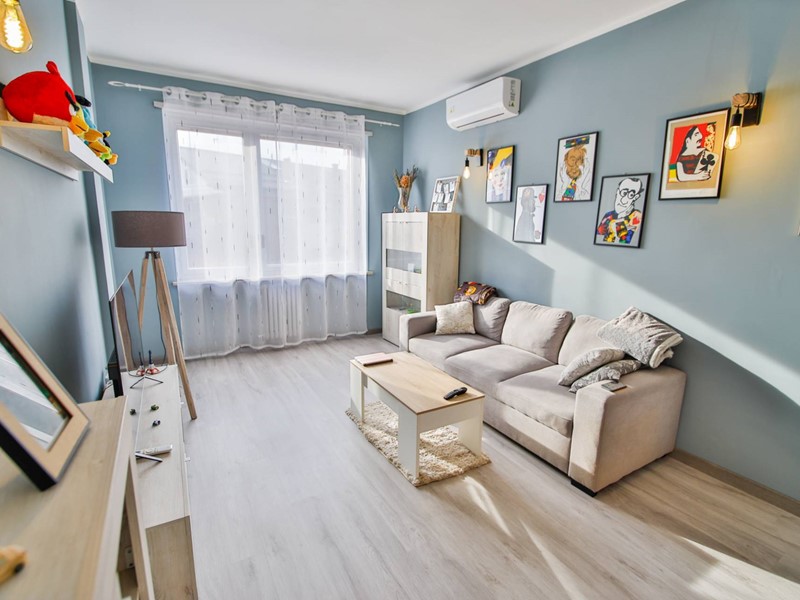 Quadrilocale in Vendita a Montanaro, 85'000&euro;, 97 m²