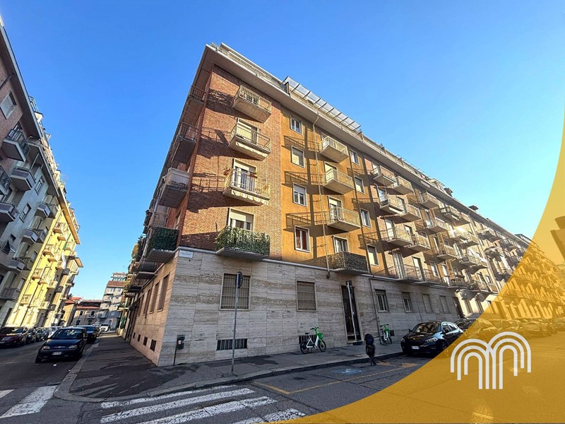 Bilocale in Vendita a Torino, 159'000&euro;, 61 m²