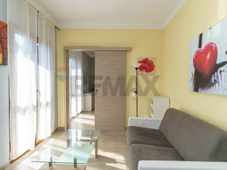 Bilocale in Vendita a Catania, 87'000&euro;, 53 m²