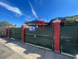 Casa Semi Indipendente in Vendita a Ardea, 219'000&euro;, 150 m²