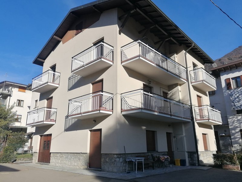 Quadrilocale in Affitto a Barzio, 650&euro;, 105 m²