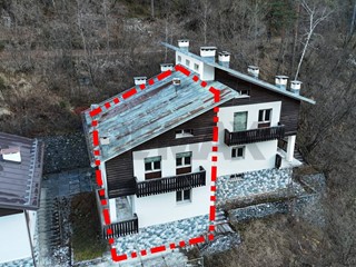 Casa Semi Indipendente in Vendita a Val di Zoldo, 75'000&euro;, 170 m²