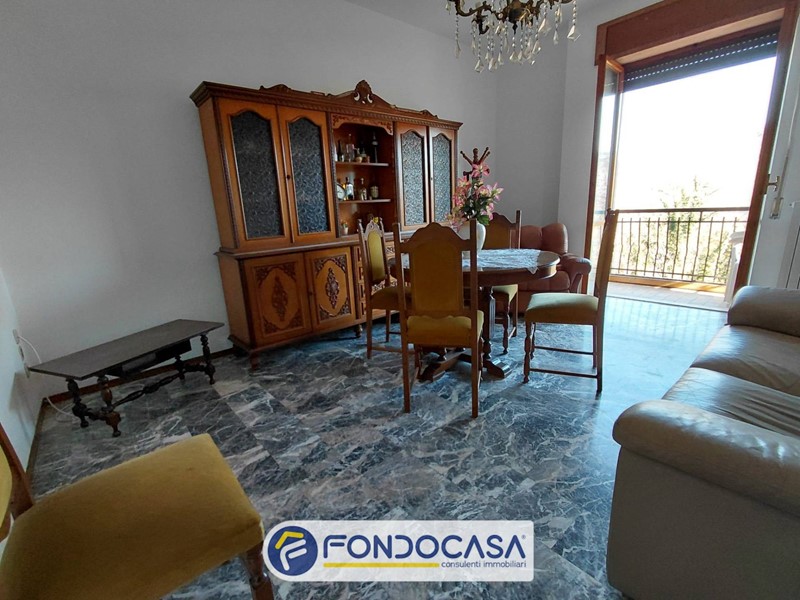 Trilocale in Vendita a Folignano, 85'000&euro;, 100 m²