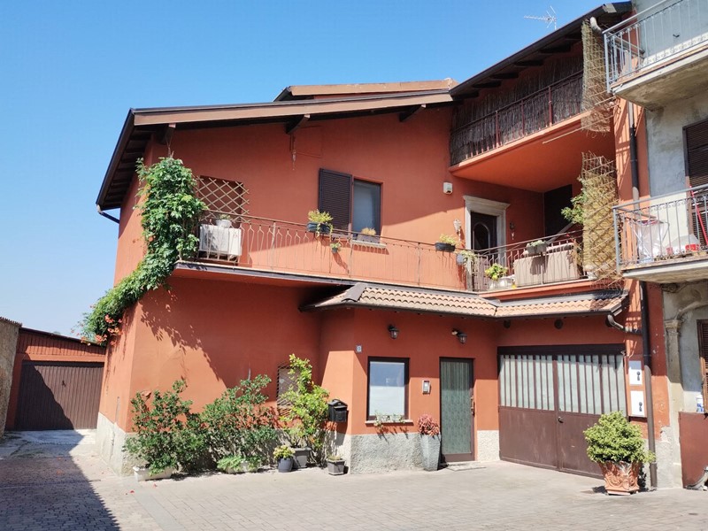 Appartamento in Vendita a Chignolo d'Isola, 235'000&euro;, 250 m²