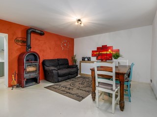 Casa Indipendente in Vendita a Capizzone, 160'000&euro;, 257 m²