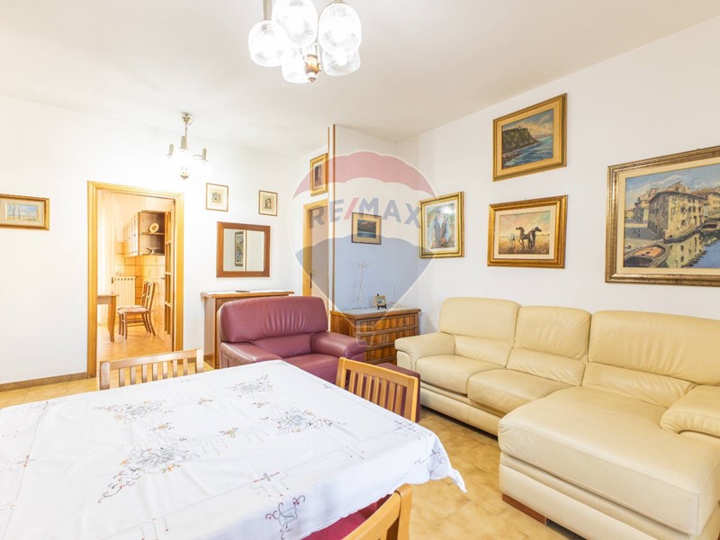 Appartamento in Vendita a Porto Torres, 115'000&euro;, 122 m²