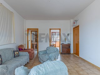 Quadrilocale in Vendita a Porto Torres, 105'000&euro;, 90 m²