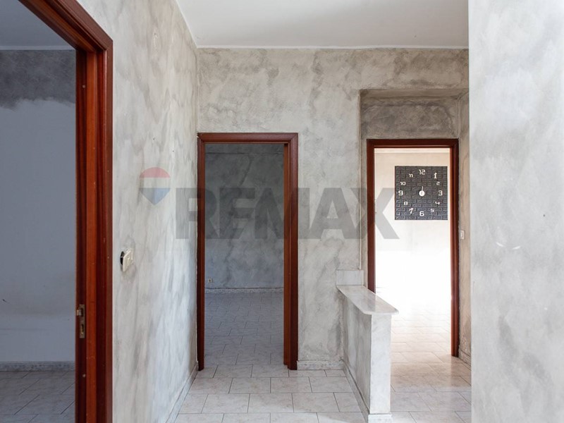 Trilocale in Vendita a Catania, 75'000&euro;, 90 m²