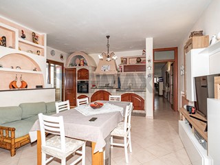 Appartamento in Vendita a Misterbianco, 110'000&euro;, 102 m²