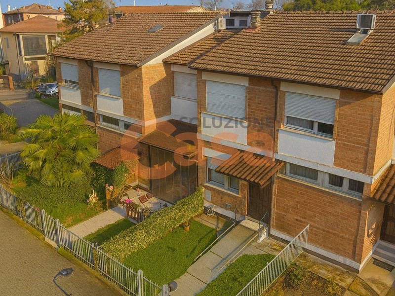 Villa in Vendita a Piacenza, 198'000&euro;, 135 m²