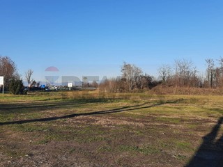 Terreno agricolo in Vendita a Romano di Lombardia, 87'094&euro;, 12442 m²