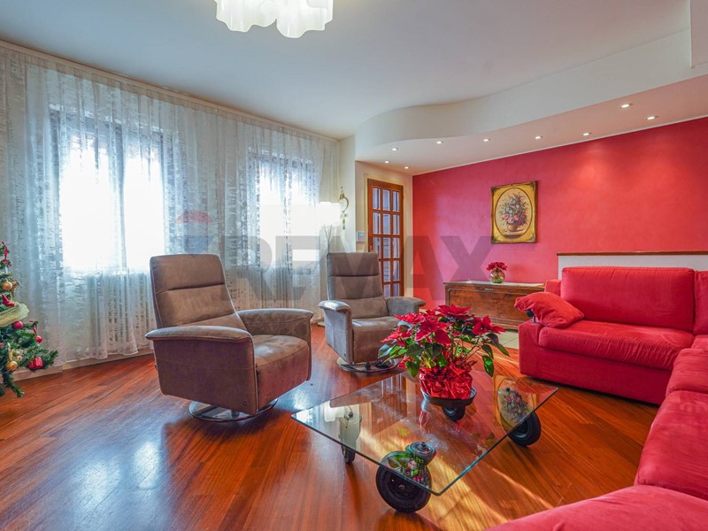 Villetta a schiera in Vendita a Seriate, 410'000&euro;, 273 m²