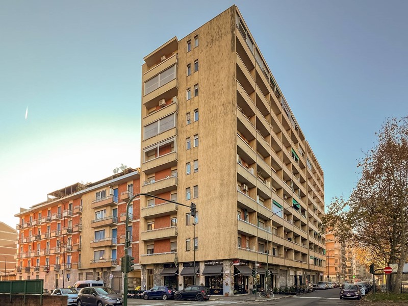 Bilocale in Vendita a Torino, 88'000&euro;, 62 m²