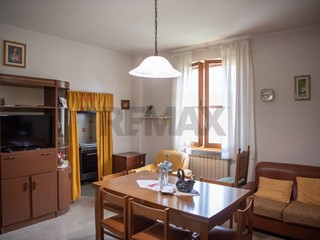 Casa Semi Indipendente in Vendita a Trecastelli, 89'000&euro;, 99 m²