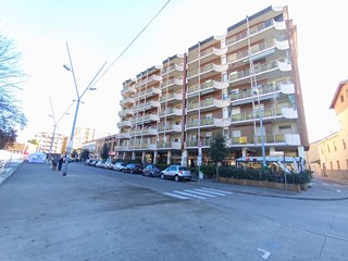 Bilocale in Vendita a Cinisello Balsamo, 170'000&euro;, 77 m²