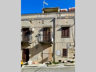 Casa Indipendente in Vendita a Castellammare del Golfo, 230'000&euro;, 170 m²