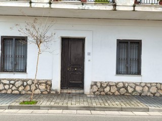 Ufficio in Affitto a Acerra, 250&euro;, 60 m²