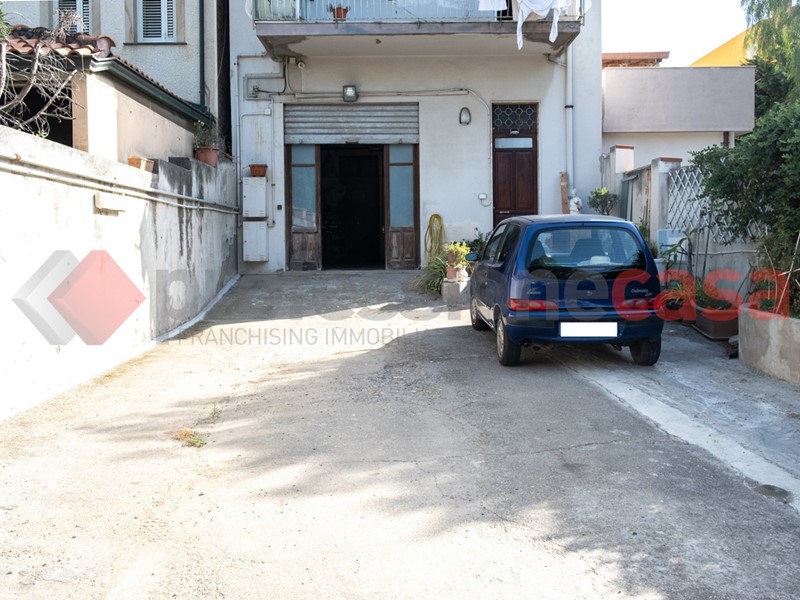 Box in Vendita a Milazzo, 50'000&euro;, 33 m²