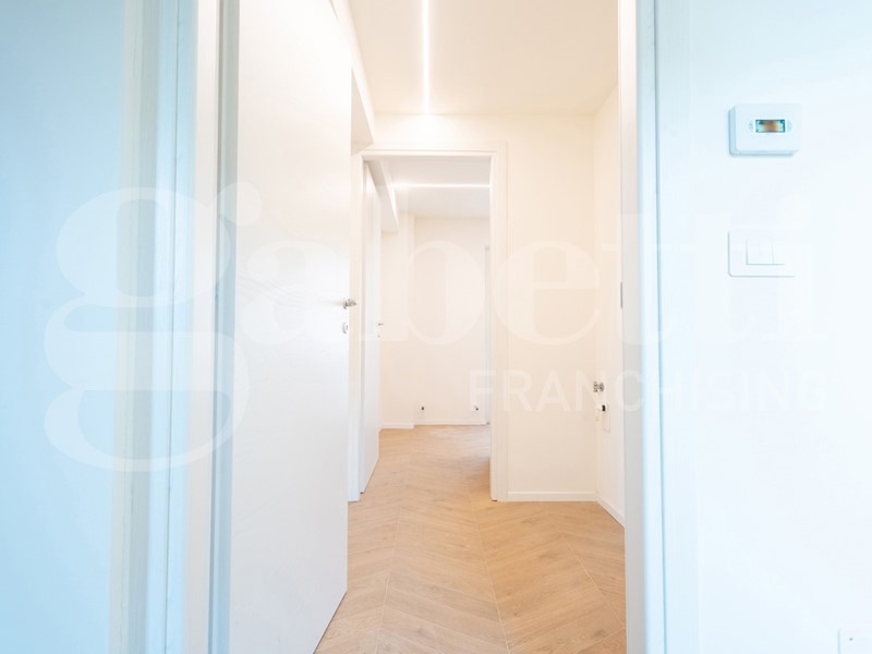 Appartamento in Vendita a Giaveno, 216'000&euro;, 143 m², arredato