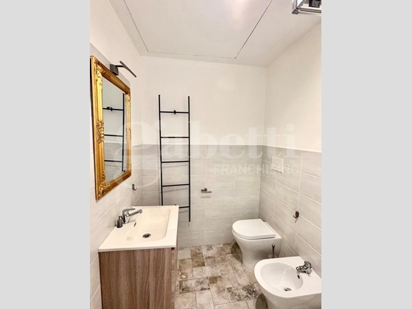 Appartamento in Affitto a Cagliari, 1'500&euro;, 120 m²
