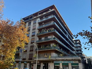 Quadrilocale in Vendita a Roma, 550'000&euro;, 150 m²