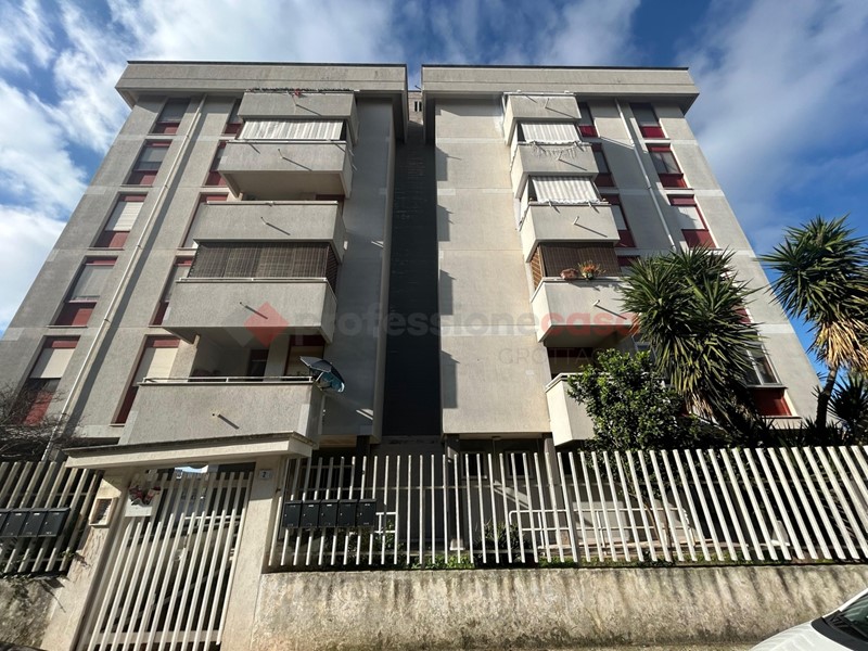 Appartamento in Vendita a Grottaglie, 88'000&euro;, 125 m²