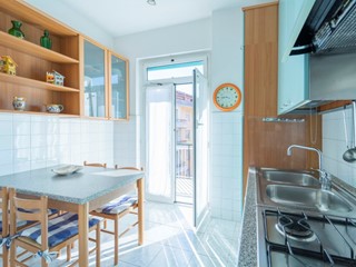 Appartamento in Vendita a Lavagna, zona Cavi, 229'000&euro;, 76 m²