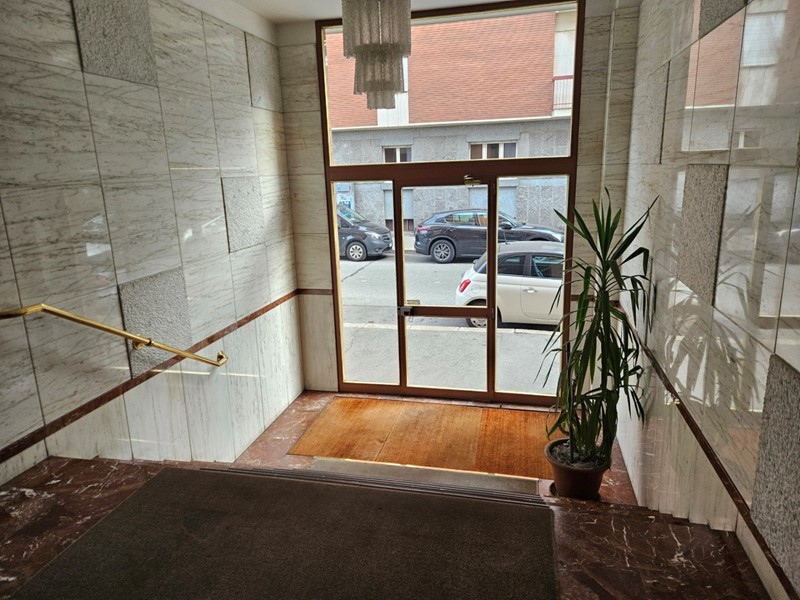 Ufficio in Affitto a Torino, 460&euro;, 50 m²