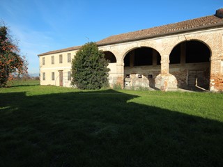 Rustico in Vendita a Camisano Vicentino, 125'000&euro;, 