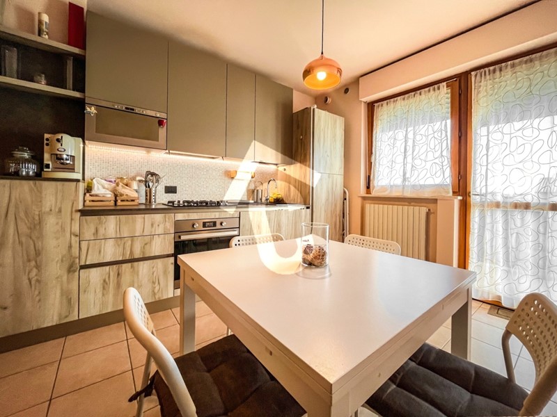 Bilocale in Vendita a Maiolati Spontini, zona Moie, 109'000&euro;, 61 m², con Box