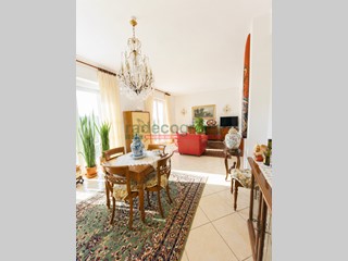 Appartamento in Vendita a Livorno, zona Calzabigi, 399'000&euro;, 165 m²