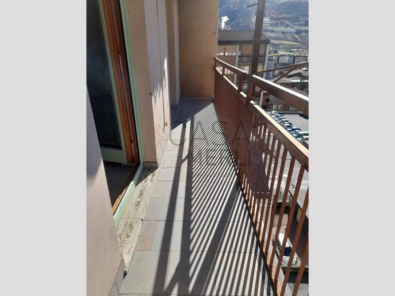 Appartamento in Vendita a Aosta, 395'000&euro;, 126 m², con Box