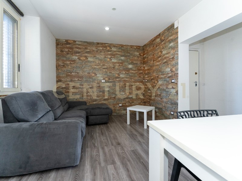 Trilocale in Vendita a Tremestieri Etneo, 49'000&euro;, 73 m², arredato