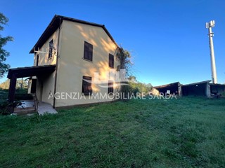 Casa Indipendente in Vendita a Alghero, 230'000&euro;, 200 m²