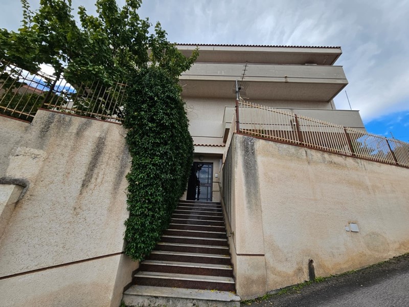 Trilocale in Affitto a Palermo, 650&euro;, 70 m²