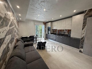 Quadrilocale in Vendita a Ventimiglia, zona Latte, 250'000&euro;, 110 m²